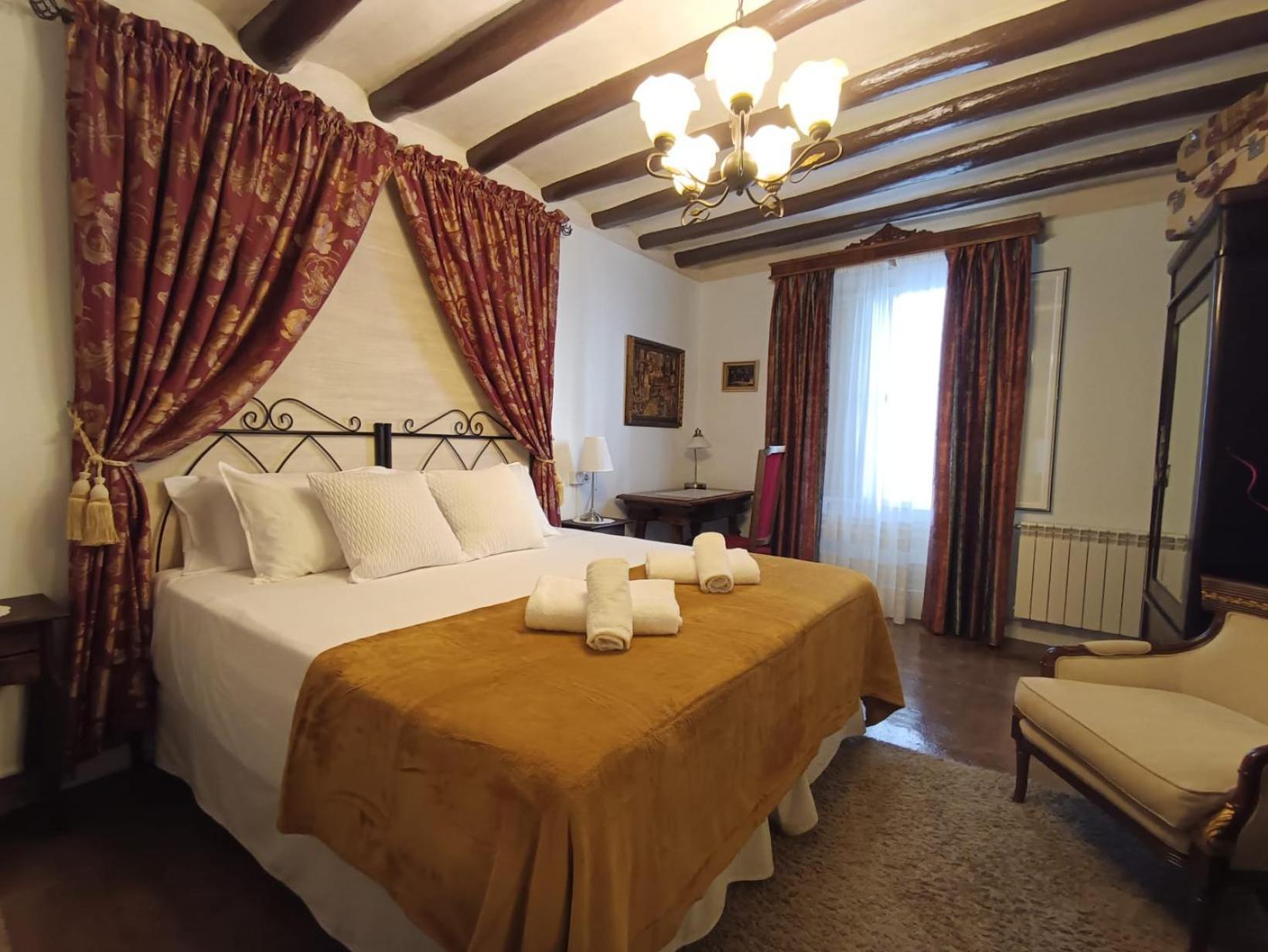 Casa Rural La Casona Urrea de Gaen 외부 사진