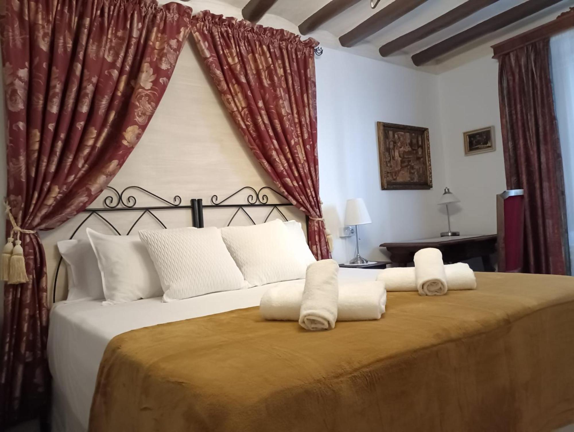 Casa Rural La Casona Urrea de Gaen 외부 사진