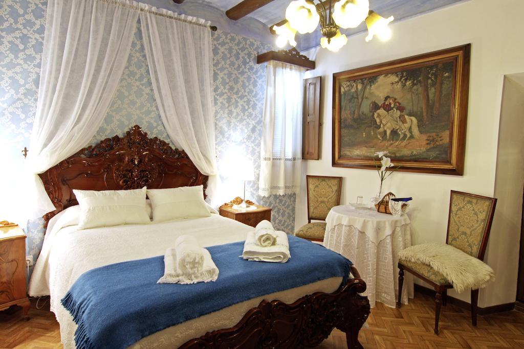 Casa Rural La Casona Urrea de Gaen 객실 사진