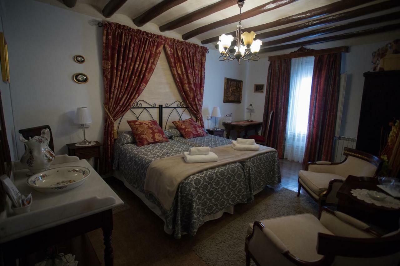 Casa Rural La Casona Urrea de Gaen 외부 사진